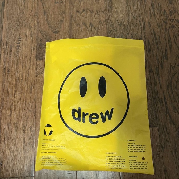 Drew shirt cream colour used but looks good - Picture 3 of 5